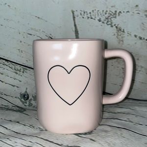 Rae Dunn Pink Heart  valentines Mug New